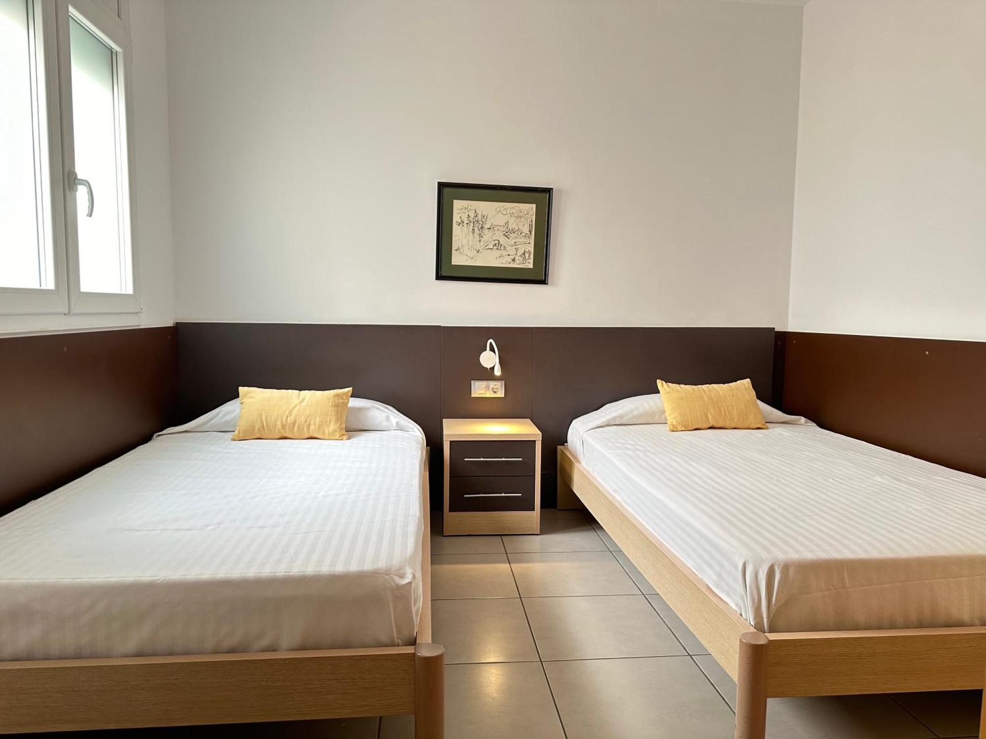 Agi Drugstore Apartments Росес Екстериор снимка