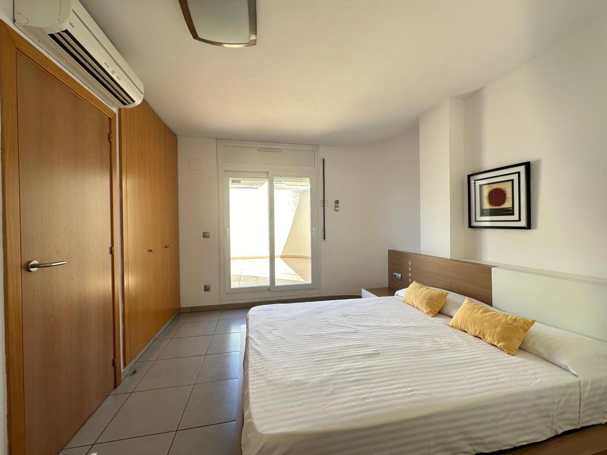 Agi Drugstore Apartments Росес Екстериор снимка
