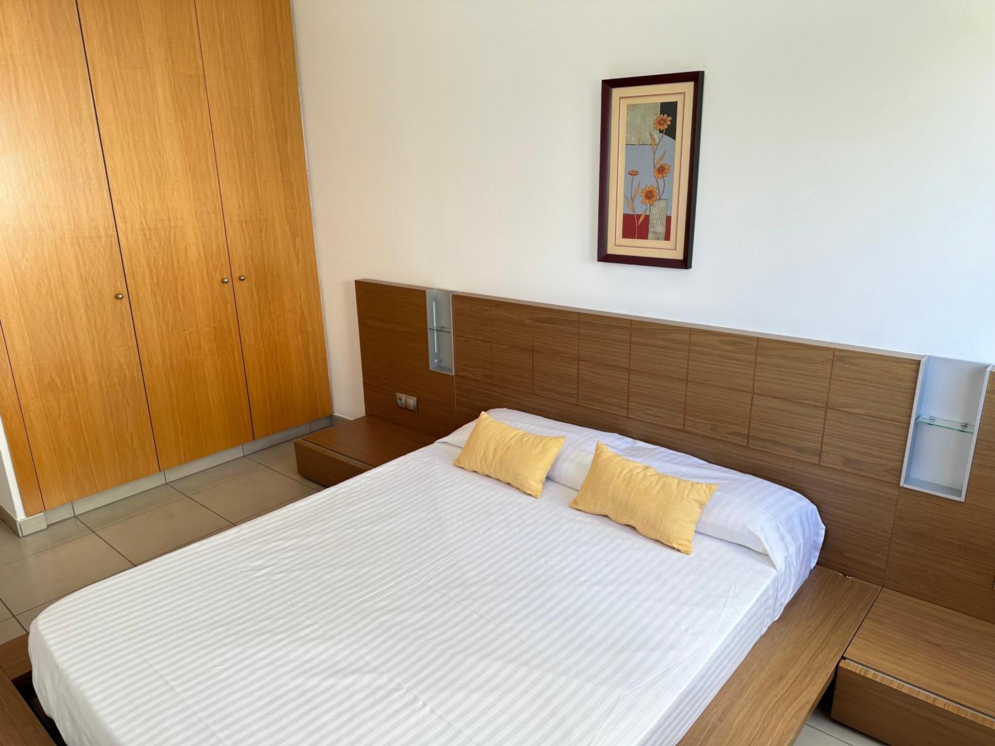 Agi Drugstore Apartments Росес Екстериор снимка